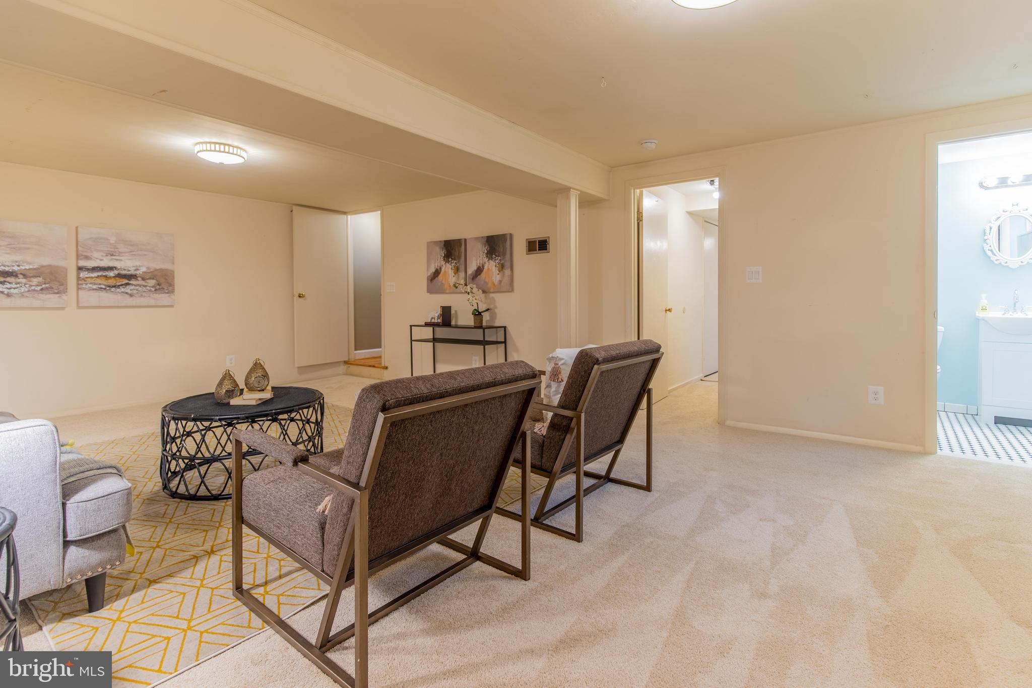 11933 Bayswater Road Gaithersburg, MD 20878 - Photo 28 of 34