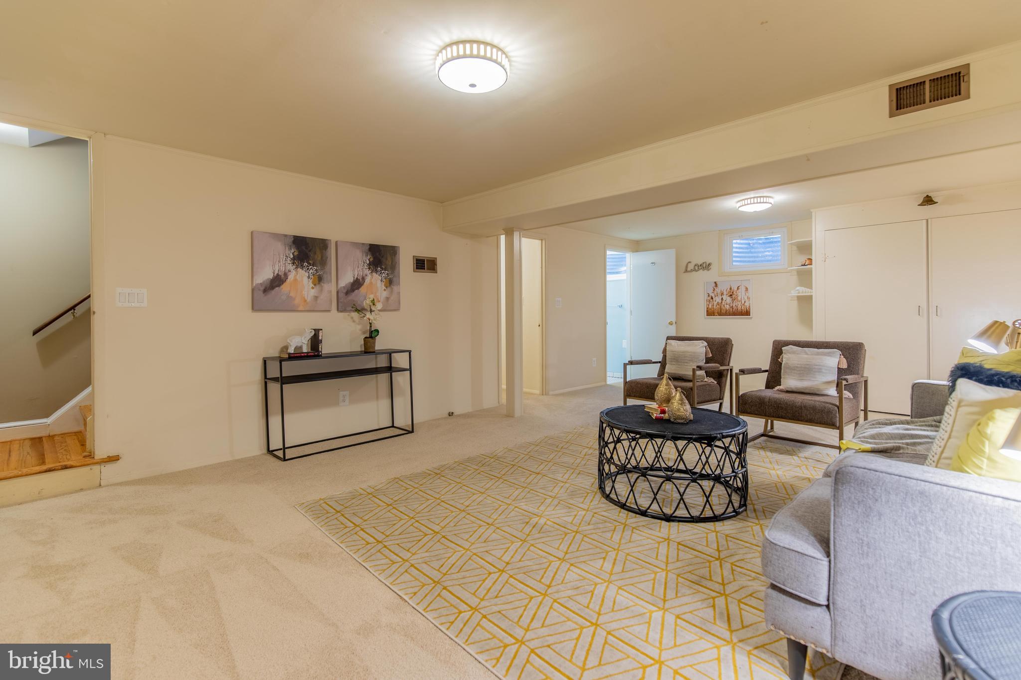 11933 Bayswater Road Gaithersburg, MD 20878 - Photo 29 of 34