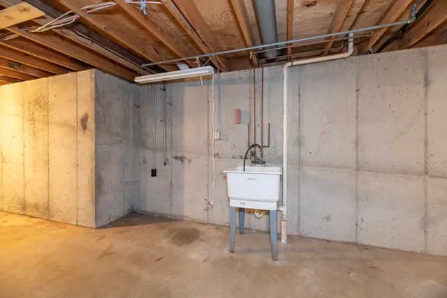 $135,000 | 3320 Scots Pine Way, Unit 5, Portage, MI 49024