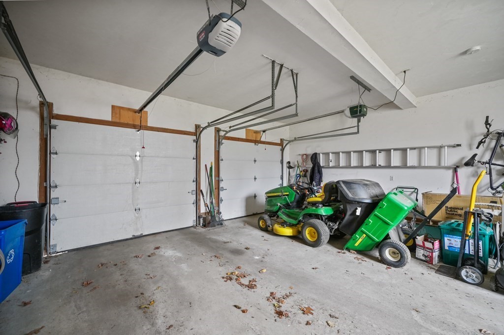 3 Carter Way Worcester, MA 01609 - Photo 25 of 32 a view of an entryway