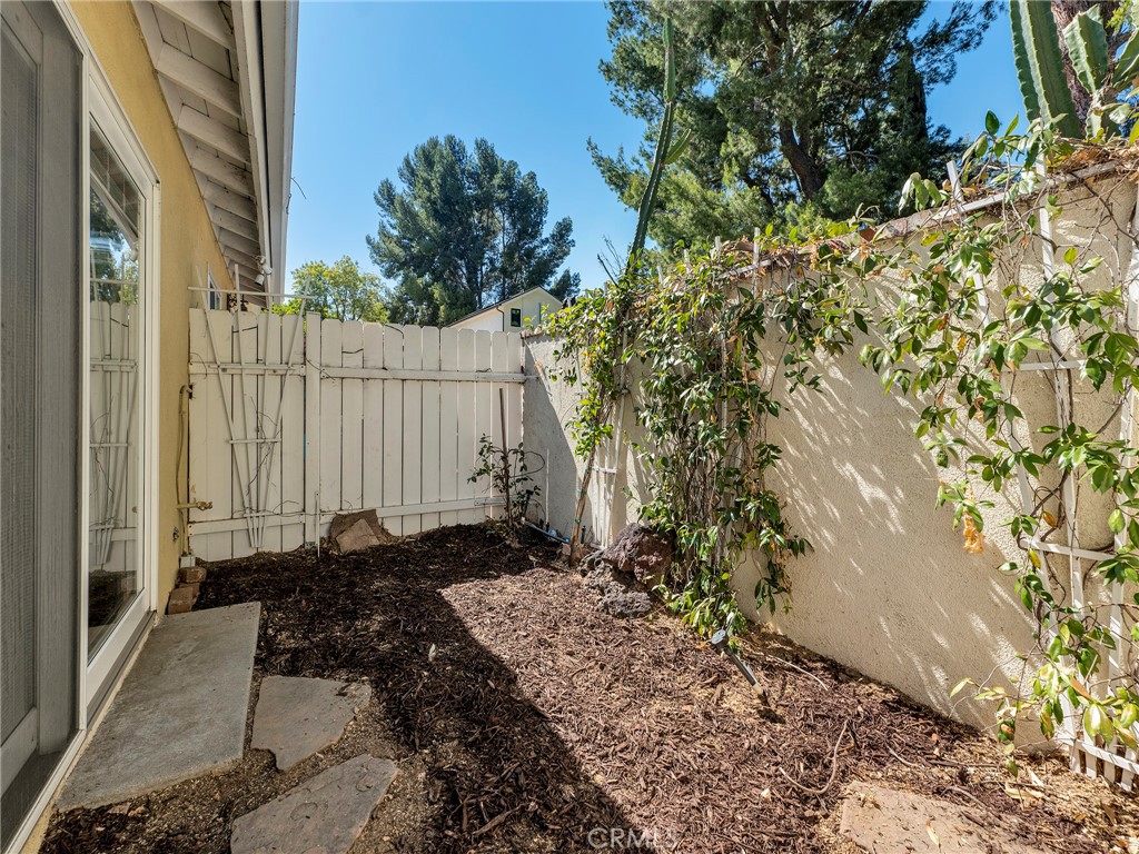 19207 Olympia Street Porter Ranch, CA 91326 - Photo 16 of 44