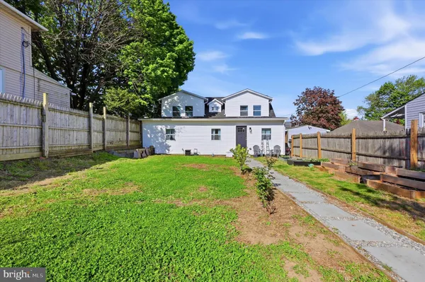 $295,000 | 1814 Market Street, Upper Chichester, PA 19061