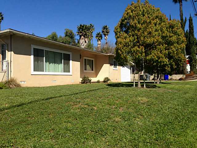 441 Summit Avenue Fallbrook, CA 92028 - Photo 1 of 8