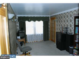 212 Pine Road Wallingford, PA 19086 - Photo 10 of 12 Family Room