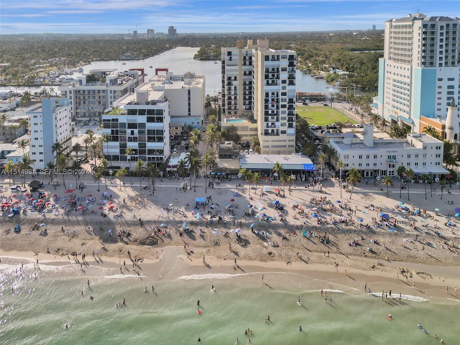 900 North Surf Road, Unit 2 Hollywood, FL 33019 - Photo 48 of 48 a view of city view