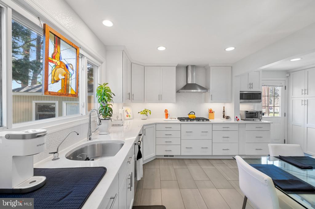 4504 Jones Bridge Road Bethesda, MD 20814 - Photo 16 of 45 Gallery Image 16