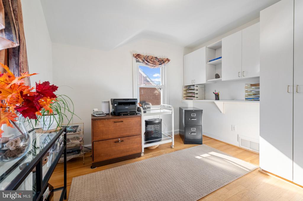 4504 Jones Bridge Road Bethesda, MD 20814 - Photo 36 of 45 Gallery Image 36