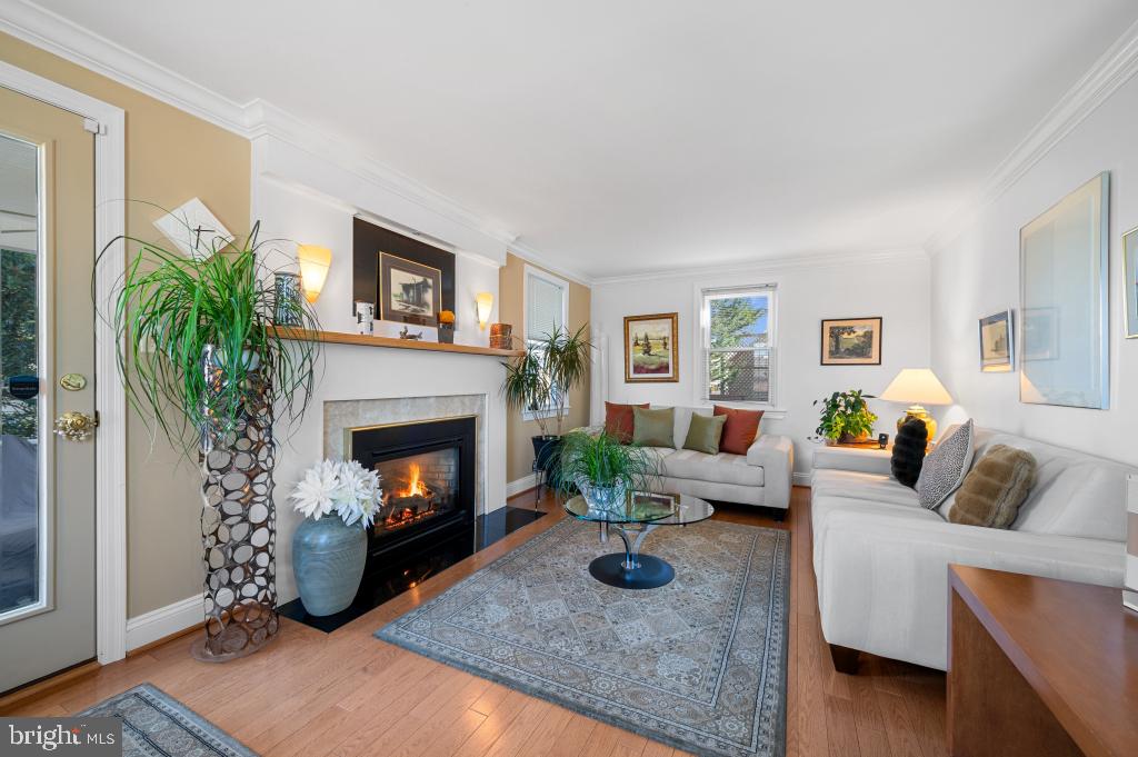 4504 Jones Bridge Road Bethesda, MD 20814 - Photo 4 of 45 Gallery Image 4