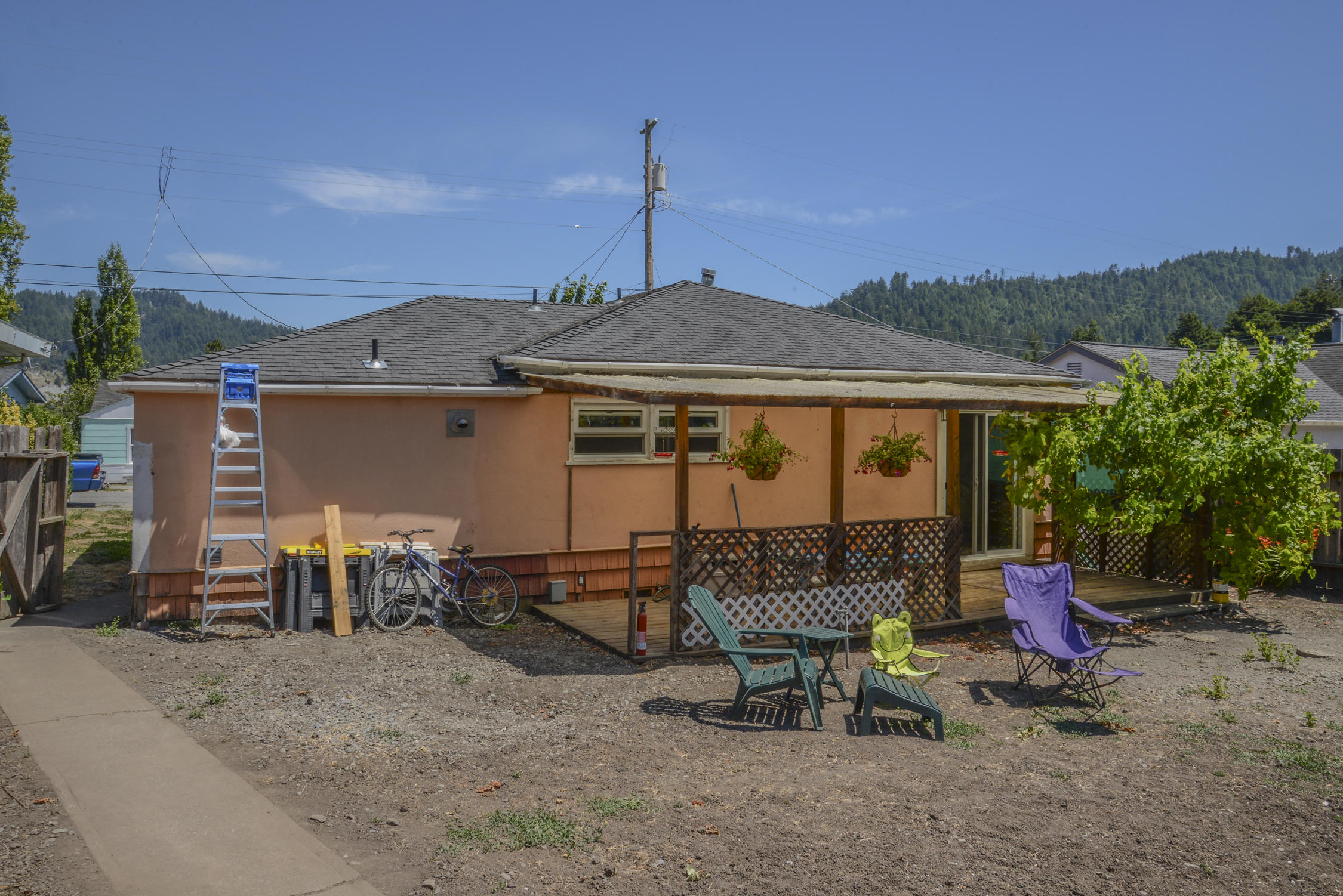 259 Cherry Lane Rio Dell, CA 95562 - Photo 6 of 21 Gallery Image 6