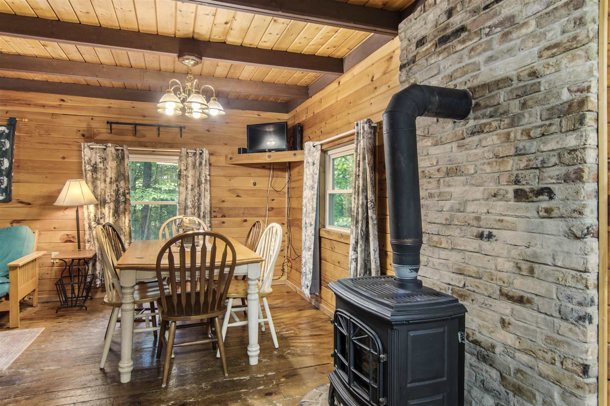 75 Rogers Pond Road Pittsburg, NH 03592 - Photo 16 of 31