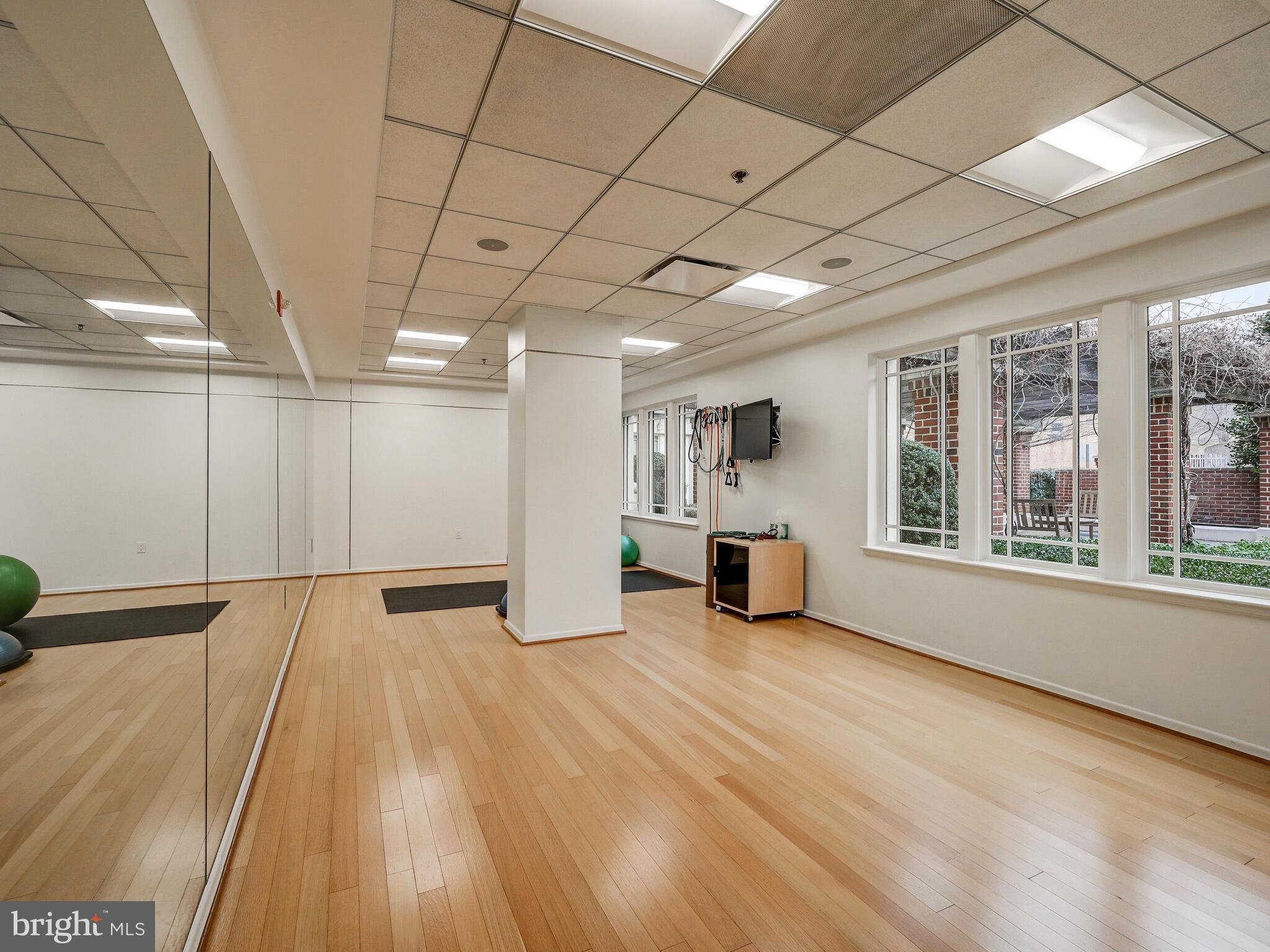 801 Key Highway, Unit 122 Baltimore, MD 21230 - Photo 21 of 29