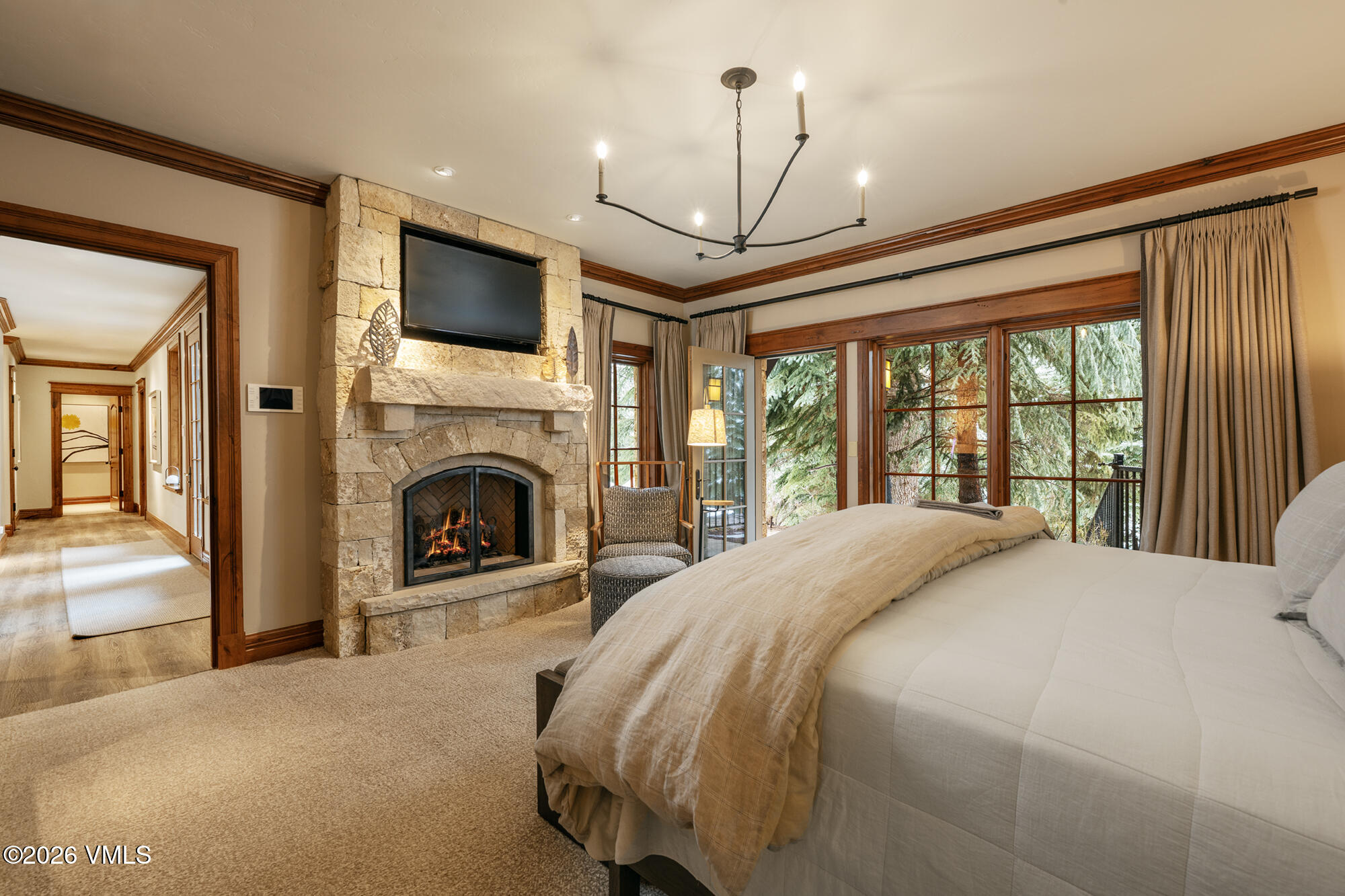 325 West Forest Road Vail, CO 81657 - Photo 13 of 33 SFB_9468