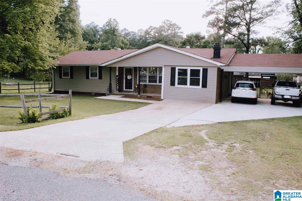 904 Ridge Drive Weaver, AL 36277 - Photo 2 of 30