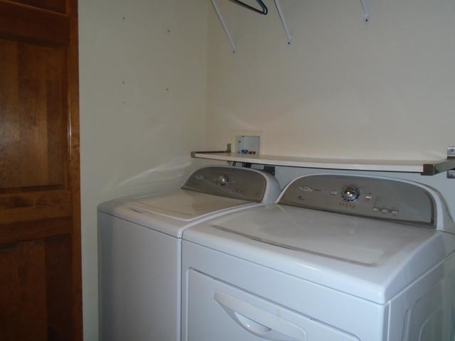 859 North 21st Road Tonica, IL 61370 - Photo 20 of 31 a utility room with dryer and washer