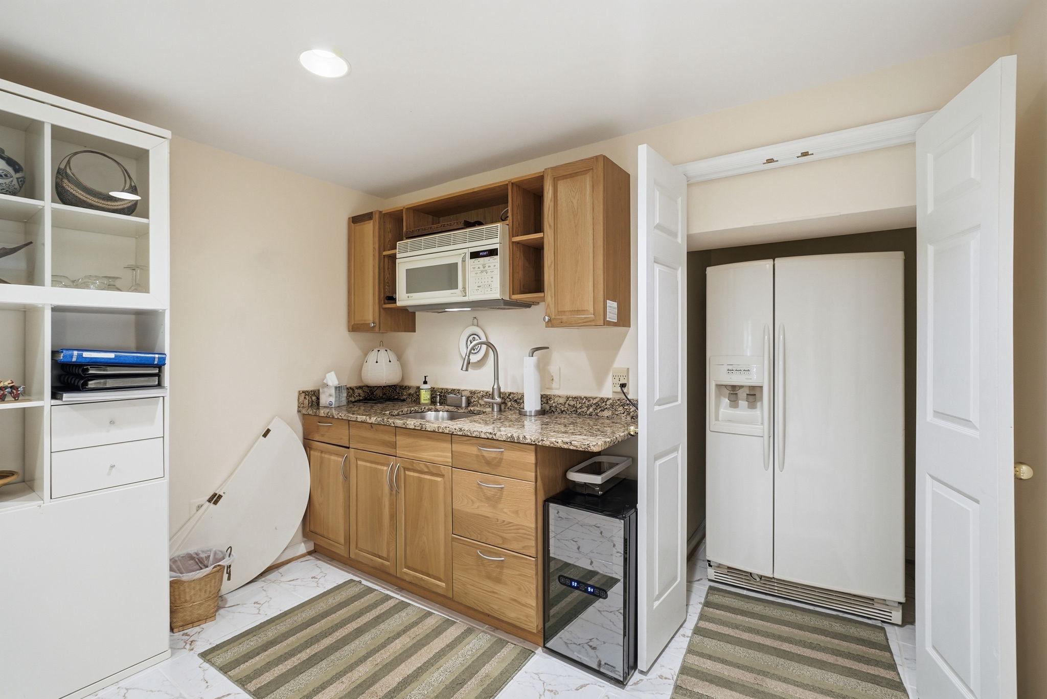 7512 Rambling Ridge Drive Fairfax Station, VA 22039 - Photo 38 of 64 Lower Level Kitchenette