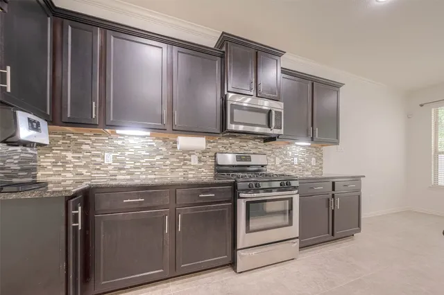 $310,000 | 2261 Oak Cir Drive North, Conroe, TX 77301