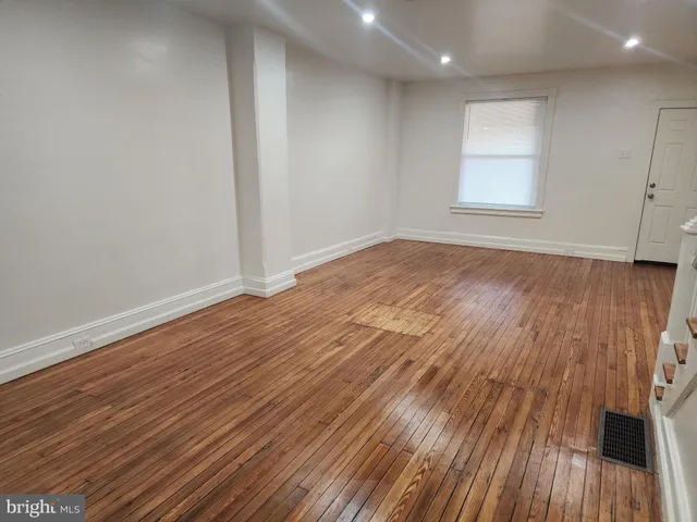 $1,750 | 311 South 1st Avenue, Coatesville, PA 19320