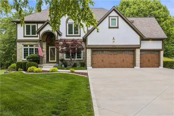 $900,000 | 3036 Southwest Pergola View, Lee's Summit, MO 64081