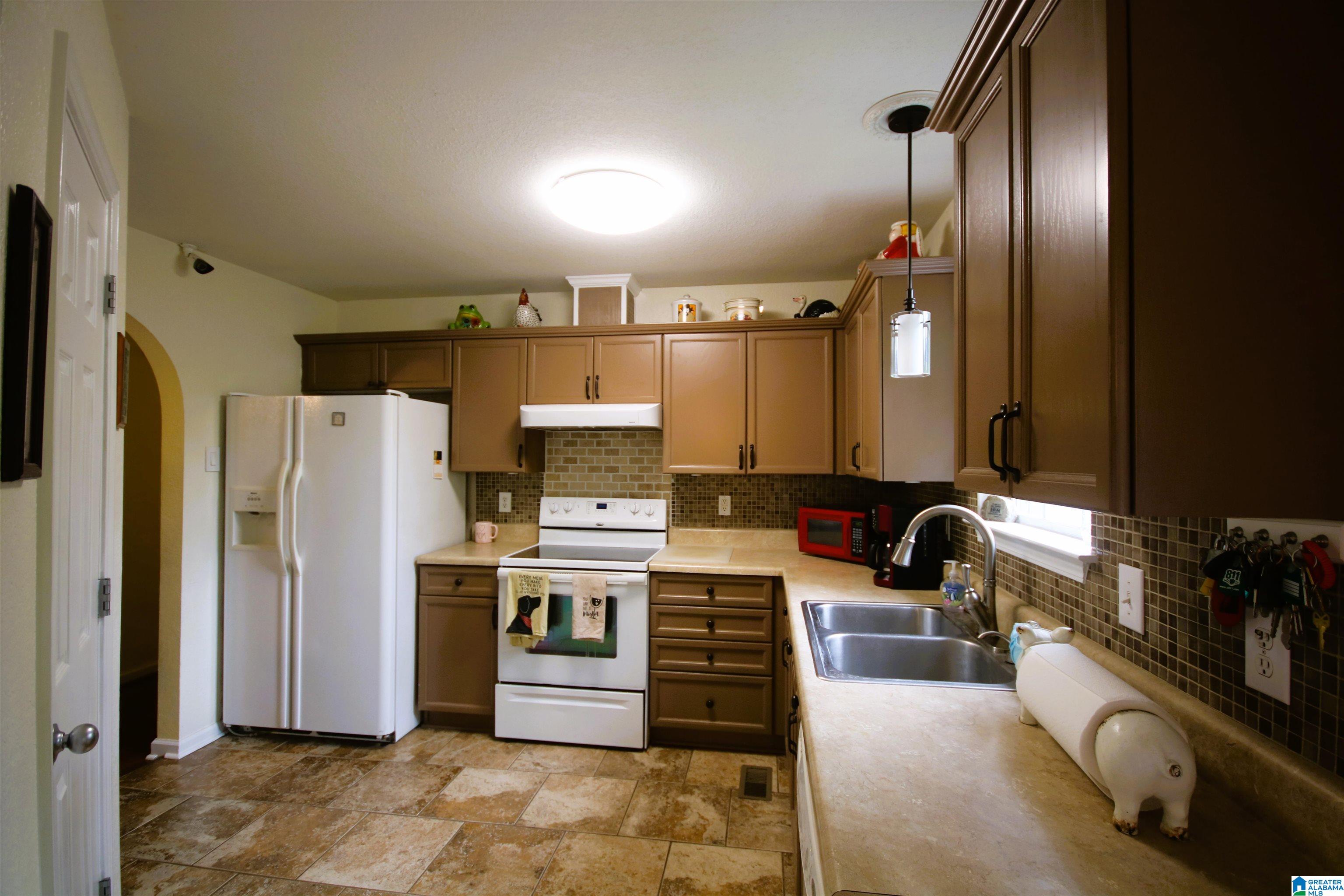 300 Hunters Xing Road Odenville, AL 35120 - Photo 20 of 42
