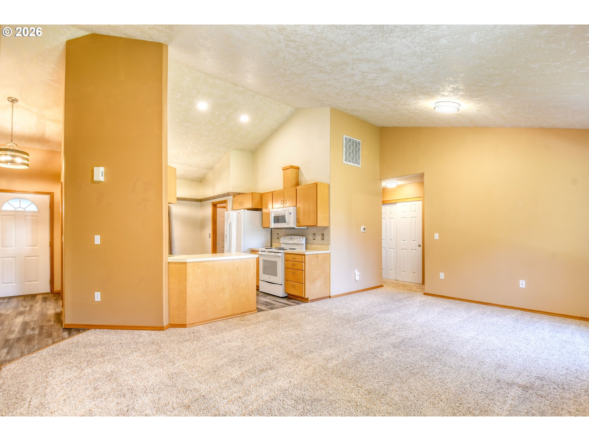 1614 Southwest 3rd Street Pendleton, OR 97801 - Photo 6 of 40