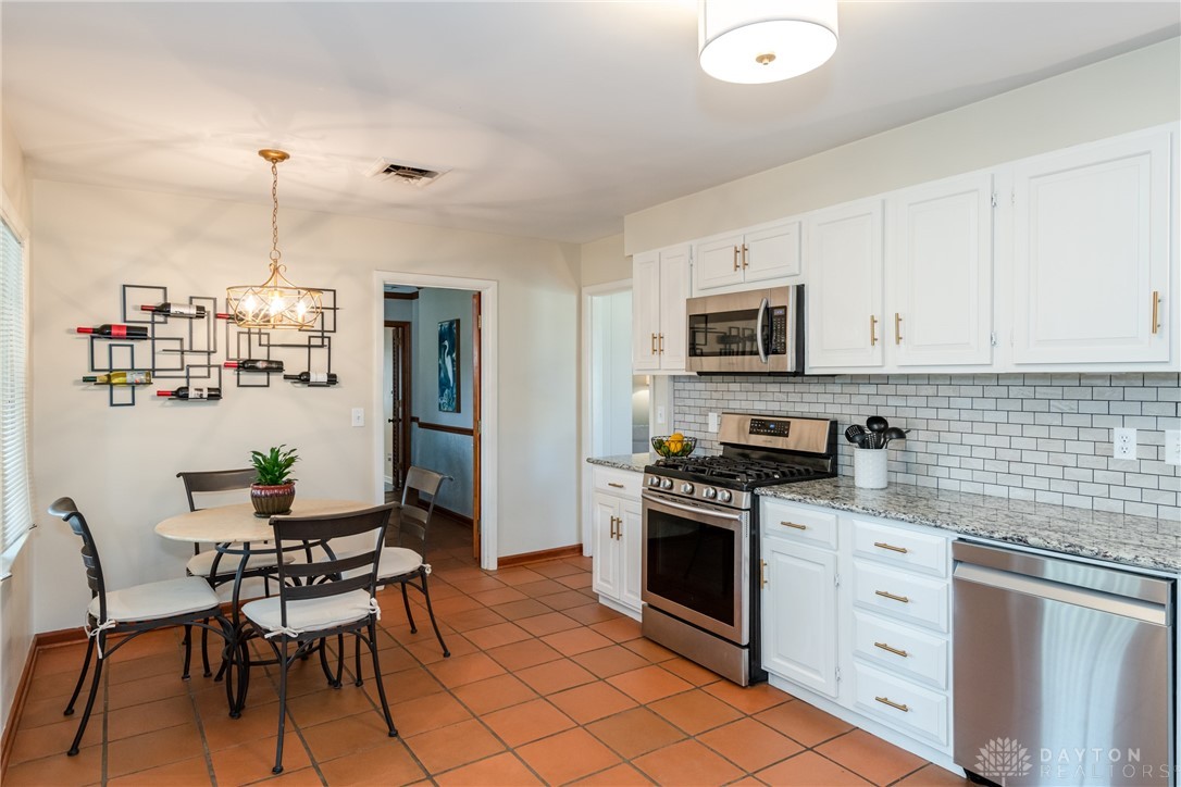 4202 Upham Road Kettering, OH 45429 - Photo 13 of 48 Gallery Image 13