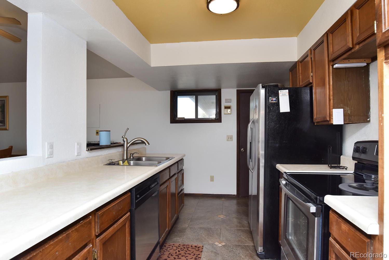 725 Picadilly Road Aurora, CO 80018 - Photo 14 of 25 Gallery Image 14