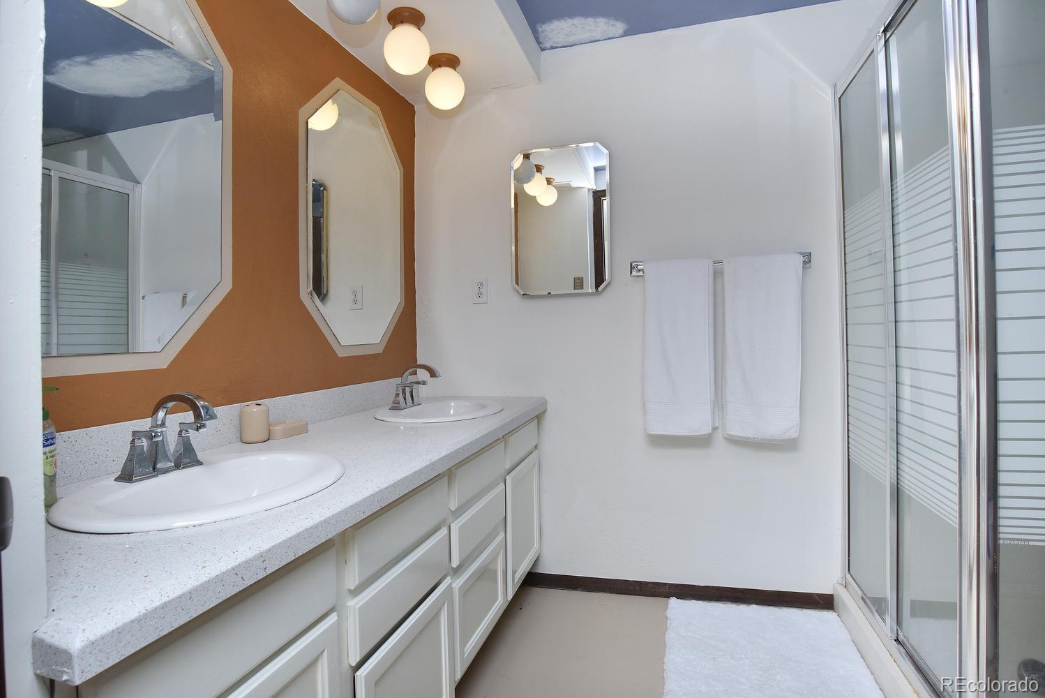 725 Picadilly Road Aurora, CO 80018 - Photo 17 of 25 Gallery Image 17