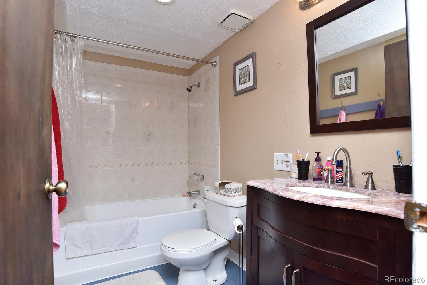 725 Picadilly Road Aurora, CO 80018 - Photo 19 of 25 Gallery Image 19