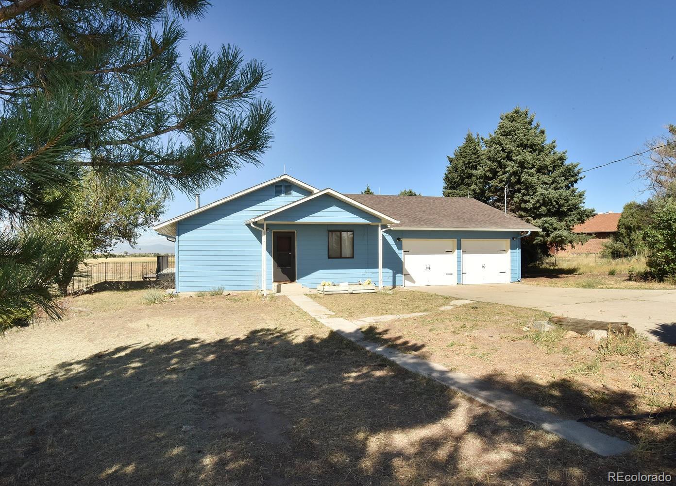 725 Picadilly Road Aurora, CO 80018 - Photo 2 of 25 Gallery Image 2