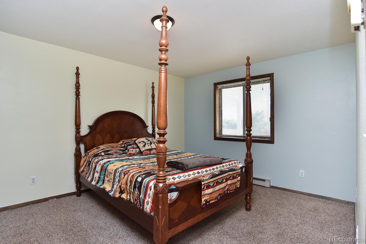 725 Picadilly Road Aurora, CO 80018 - Photo 6 of 25 Gallery Image 6