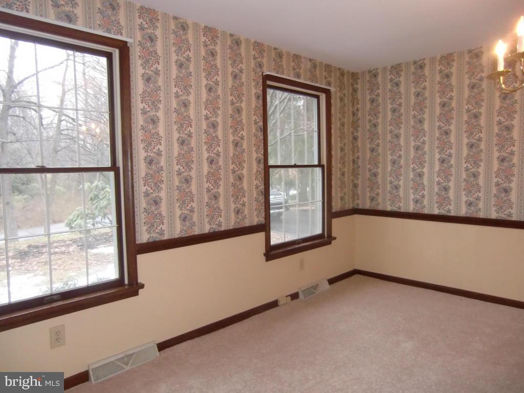 218 Valley Road Lebanon, PA 17042 - Photo 7 of 10 Gallery Image 7
