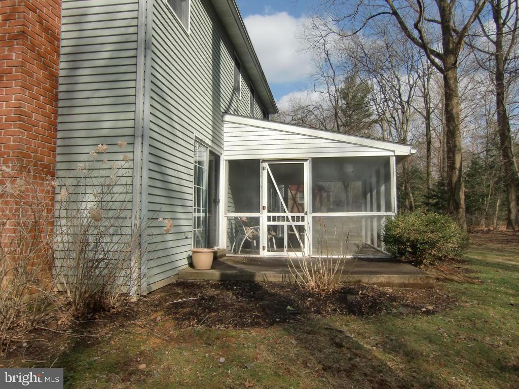 218 Valley Road Lebanon, PA 17042 - Photo 8 of 10 Gallery Image 8