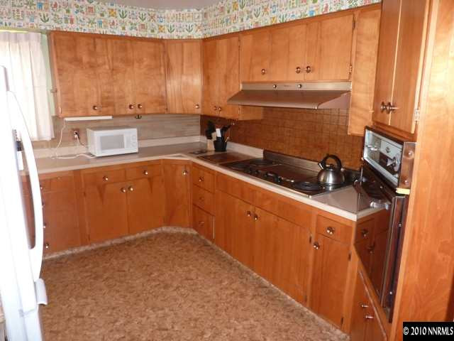 3874 Zoe Lane Reno, NV 89519 - Photo 3 of 9 Photo 3