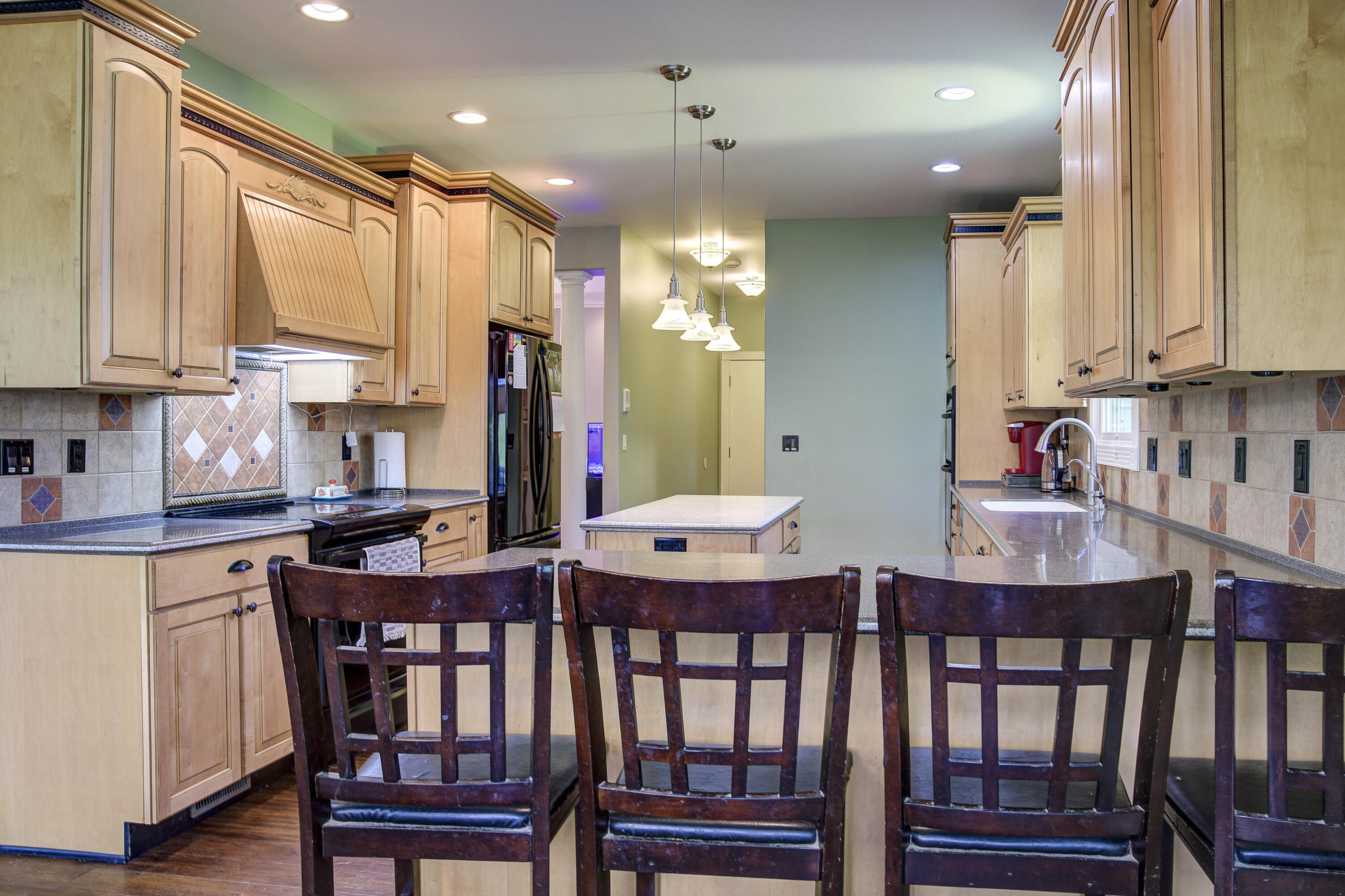 108 Stonebrook Loop Elizabethton, TN 37643 - Photo 23 of 87 Stone-Interior--10