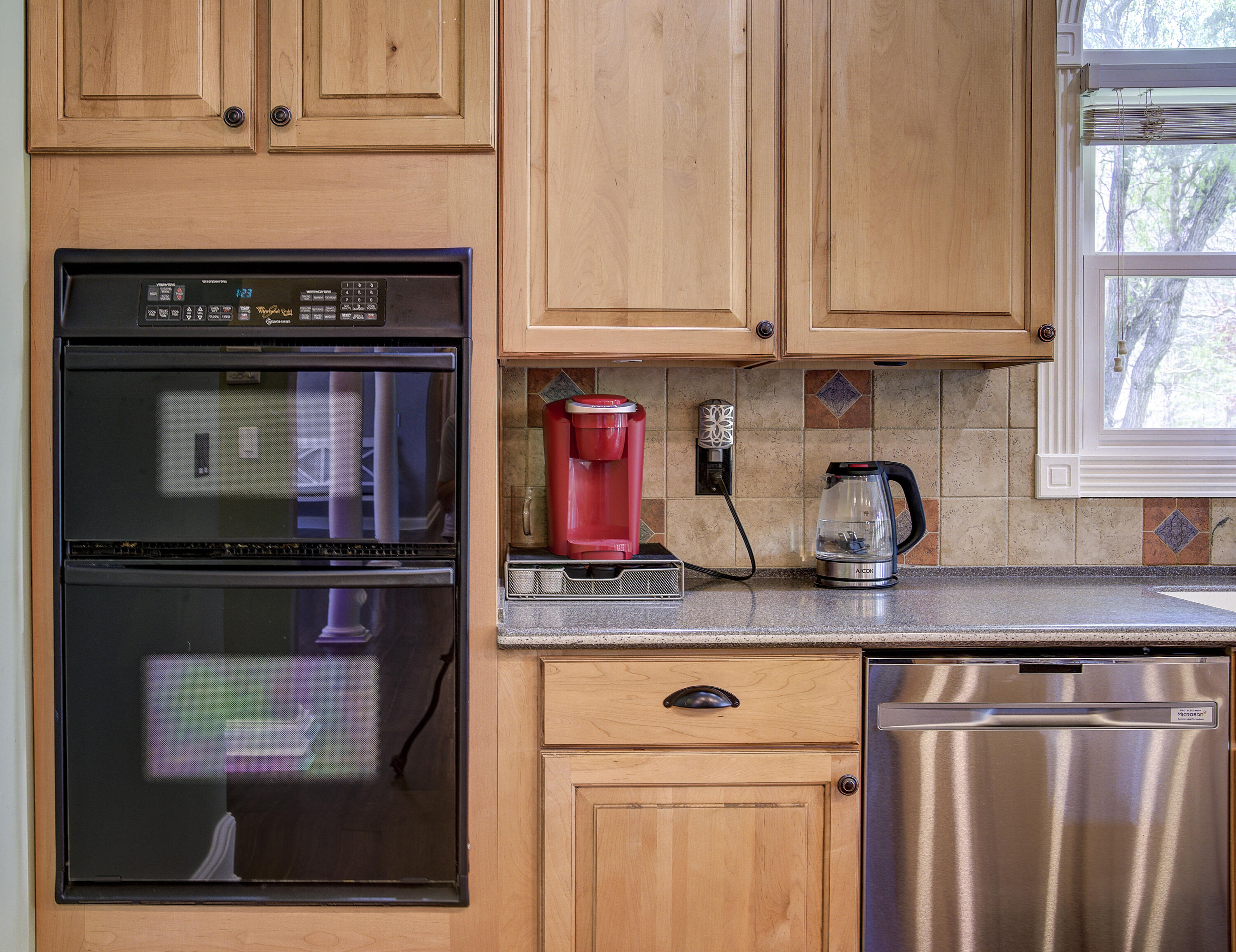 108 Stonebrook Loop Elizabethton, TN 37643 - Photo 27 of 87 Stone-Interior--14