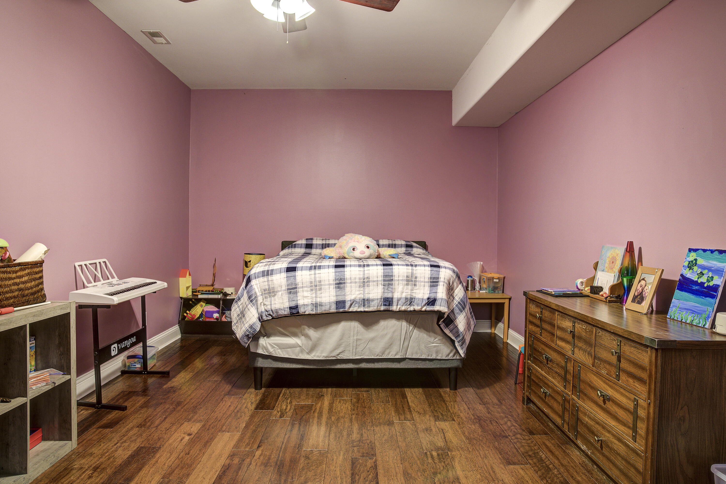 108 Stonebrook Loop Elizabethton, TN 37643 - Photo 62 of 87 Stone-Interior--57