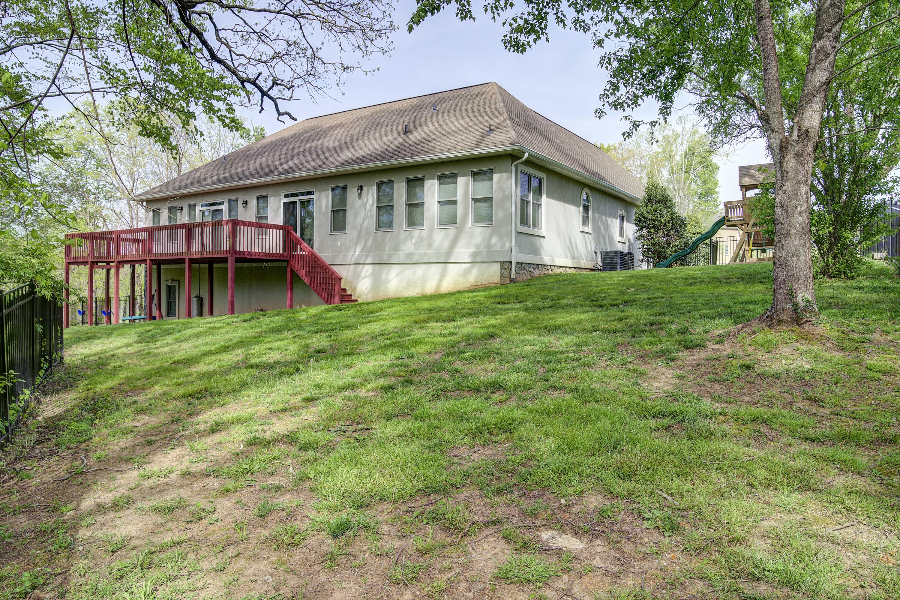 108 Stonebrook Loop Elizabethton, TN 37643 - Photo 73 of 87 Stone-exterior-10