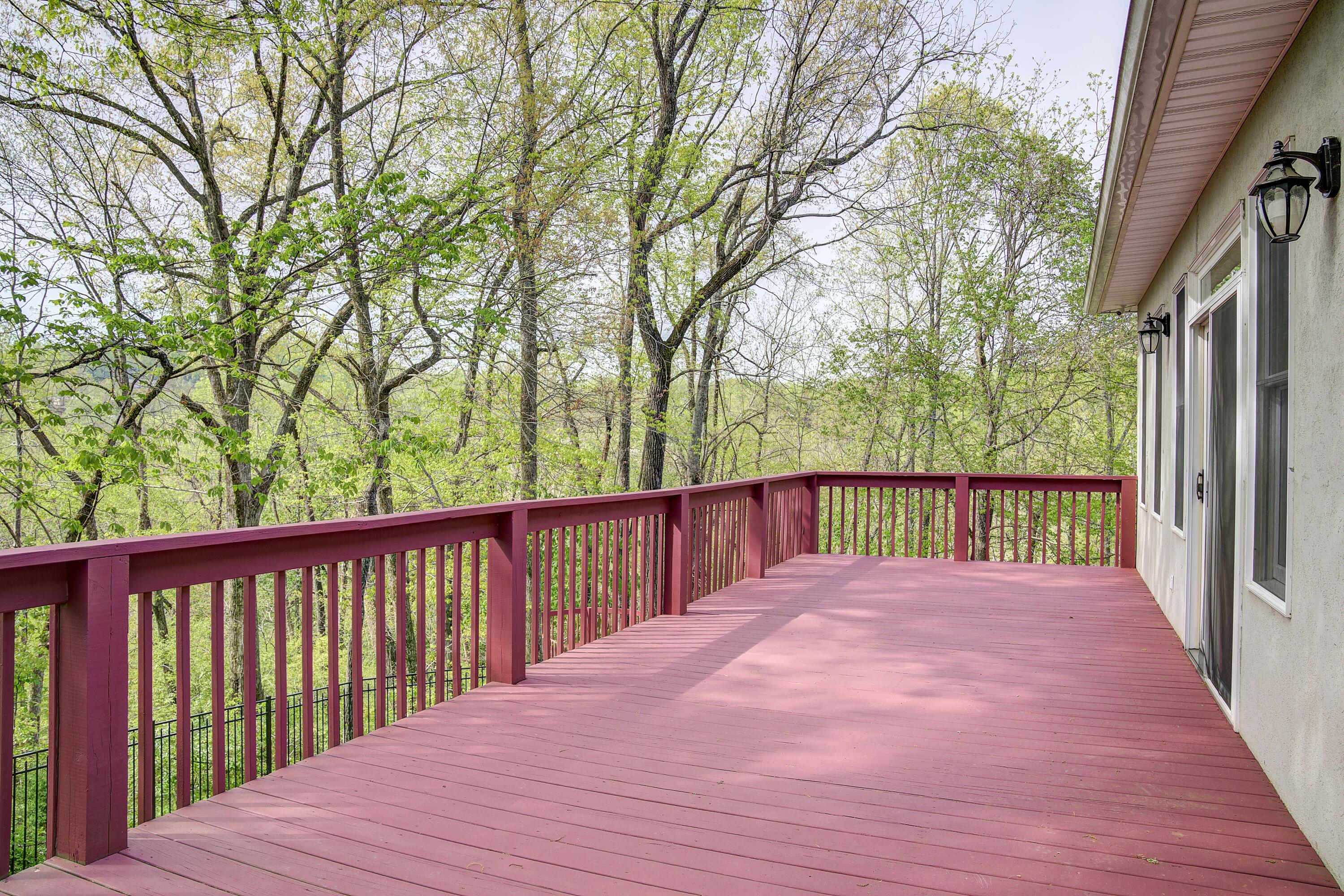 108 Stonebrook Loop Elizabethton, TN 37643 - Photo 76 of 87 Stone-exterior-14