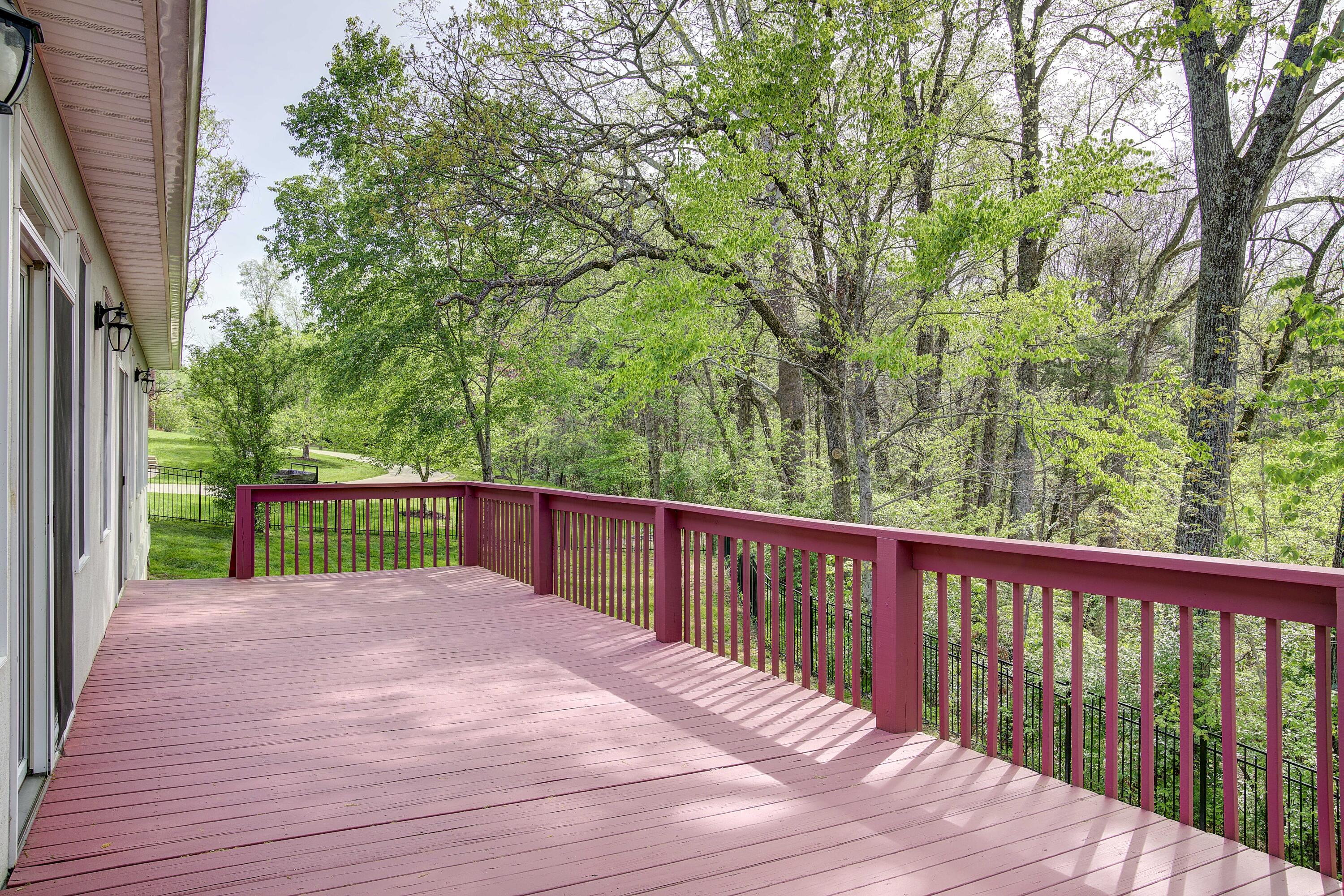 108 Stonebrook Loop Elizabethton, TN 37643 - Photo 77 of 87 Stone-exterior-15