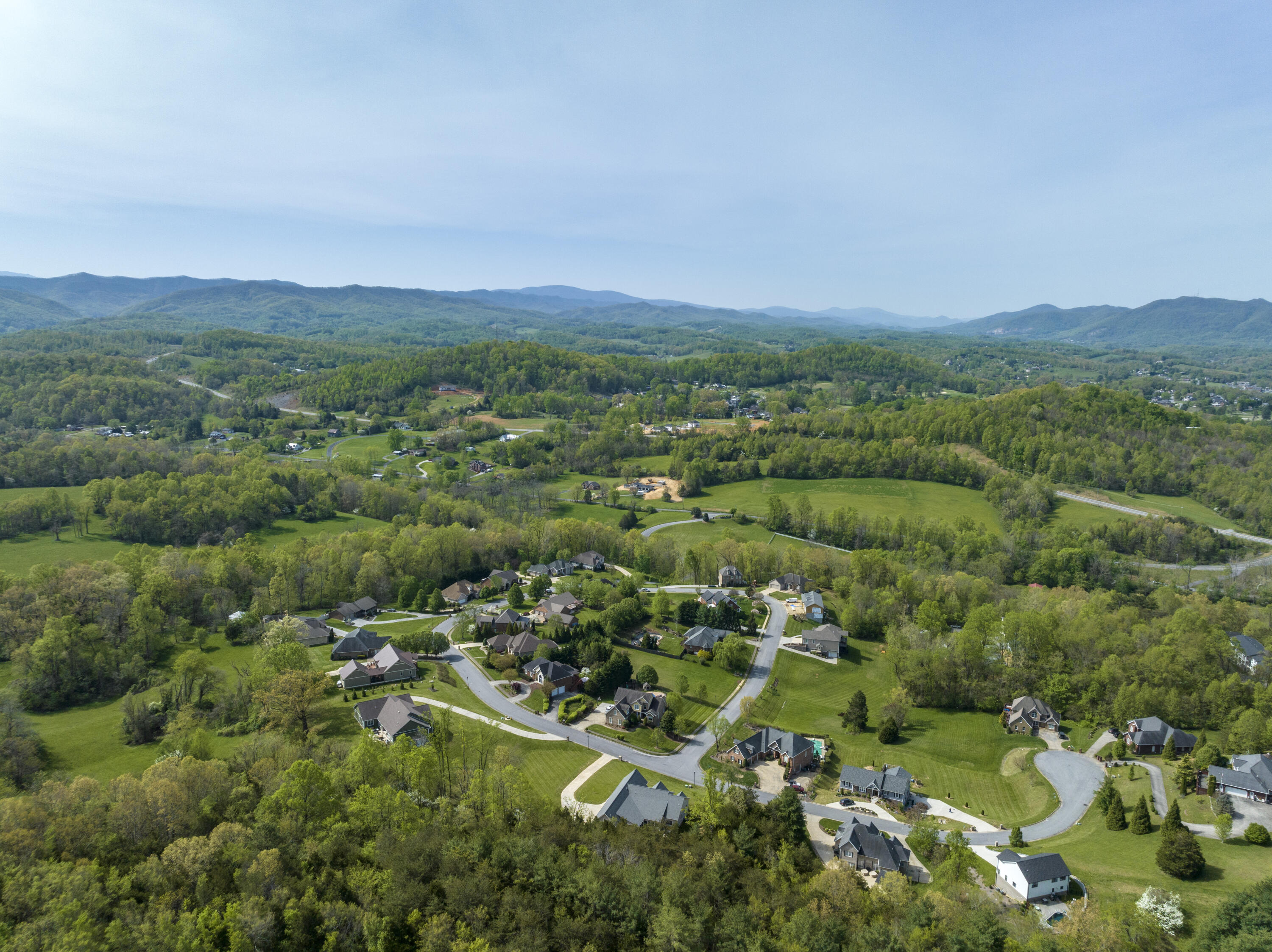 108 Stonebrook Loop Elizabethton, TN 37643 - Photo 79 of 87 Stonebrook-aerials-12