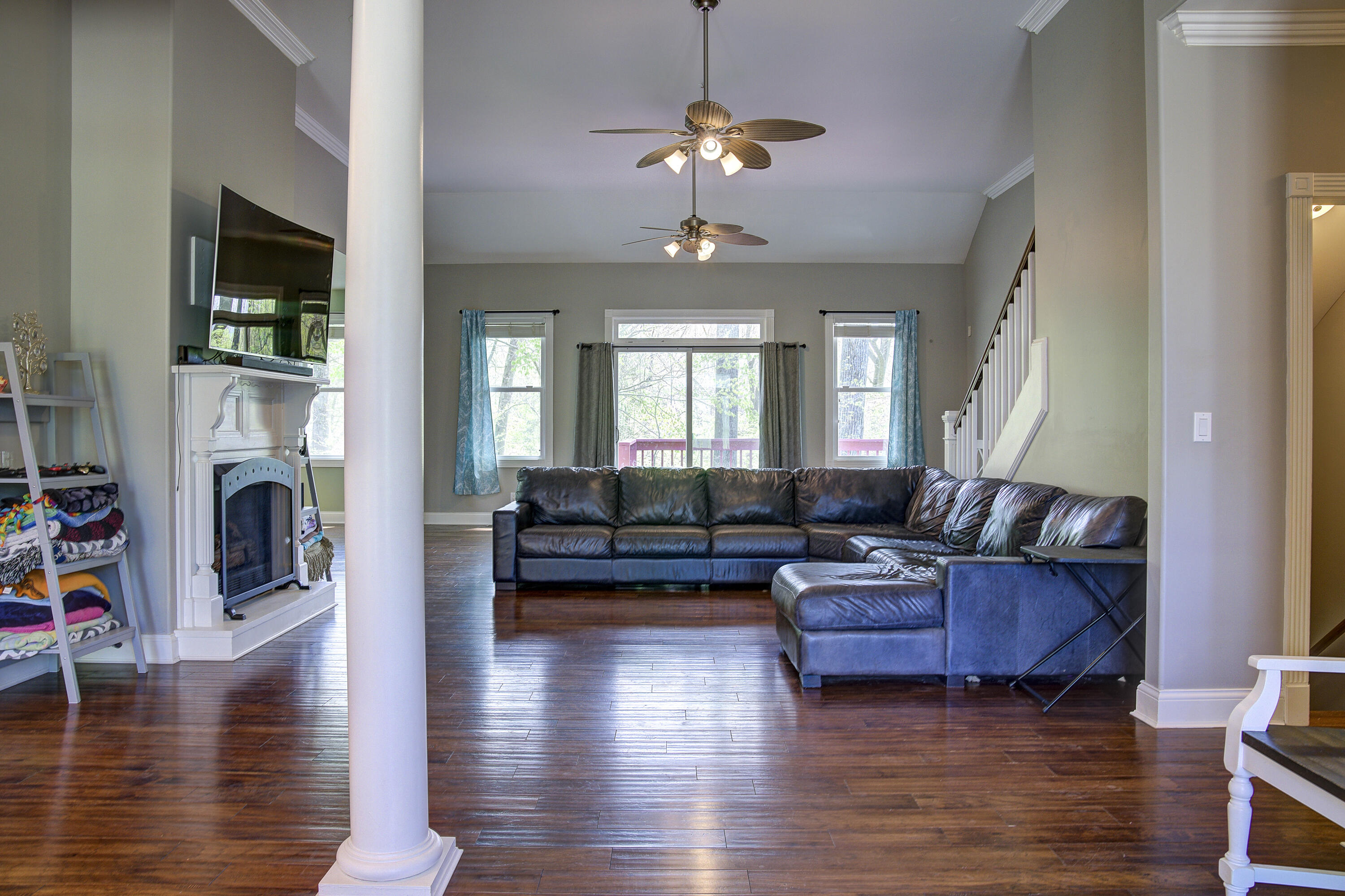 108 Stonebrook Loop Elizabethton, TN 37643 - Photo 8 of 87 Stone-Interior--1
