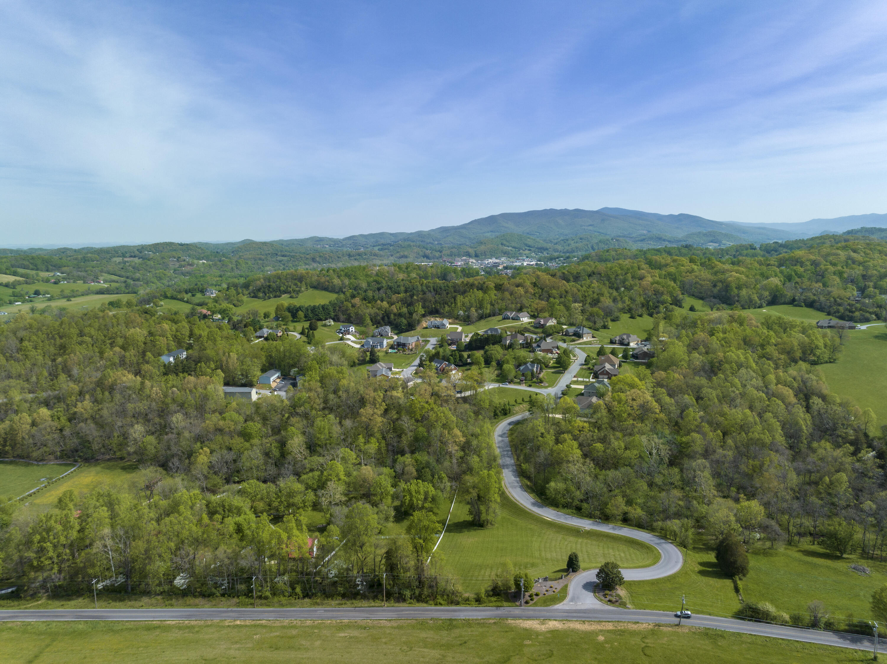 108 Stonebrook Loop Elizabethton, TN 37643 - Photo 87 of 87 Stonebrook-aerials-14