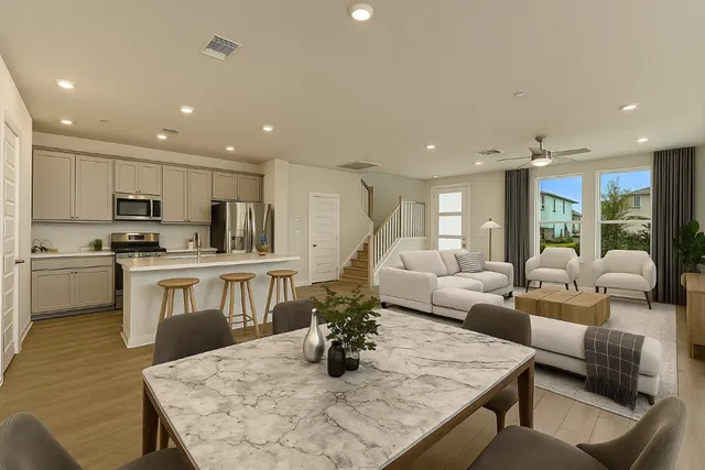 $259,990 | 529 Emory Xing Boulevard, Hutto, TX 78634