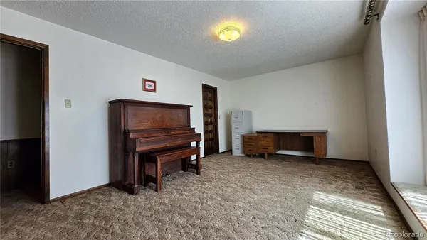 $200,000 | 412 West Poplar Street, Walsh, CO 81090