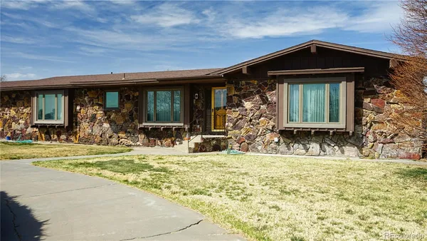 $200,000 | 412 West Poplar Street, Walsh, CO 81090