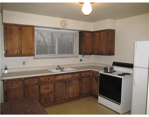 1620 Sandy Hill Road North Huntingdon, PA 15642 - Photo 4 of 7 Kitchen. Eat in Kitchen.