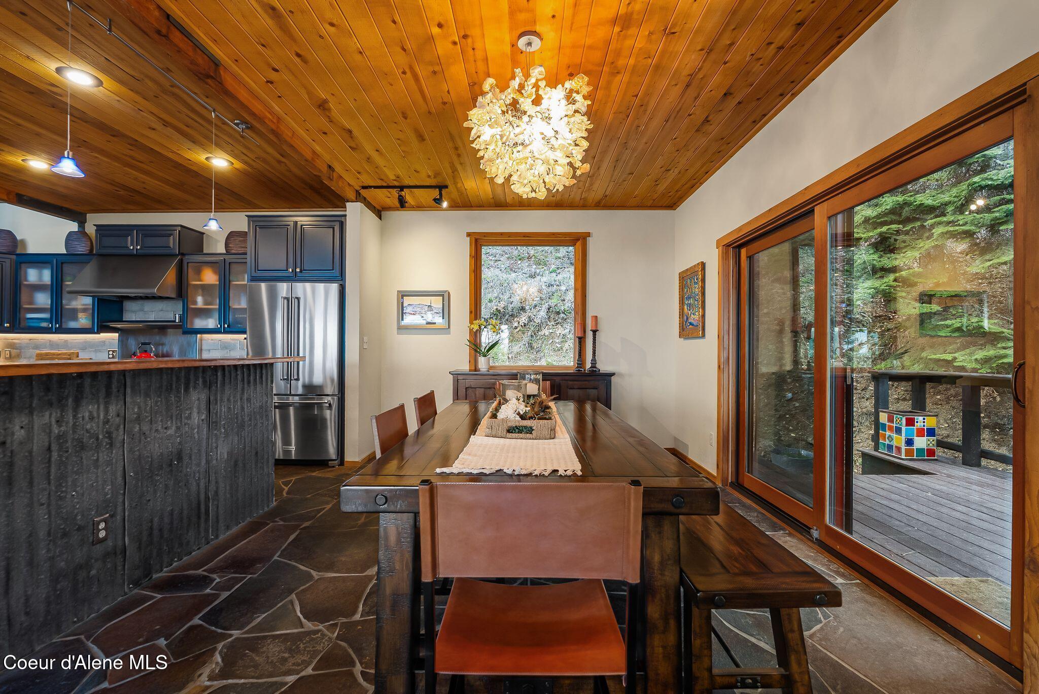 867 Midas Drive Sagle, ID 83860 - Photo 12 of 85 Dining Area