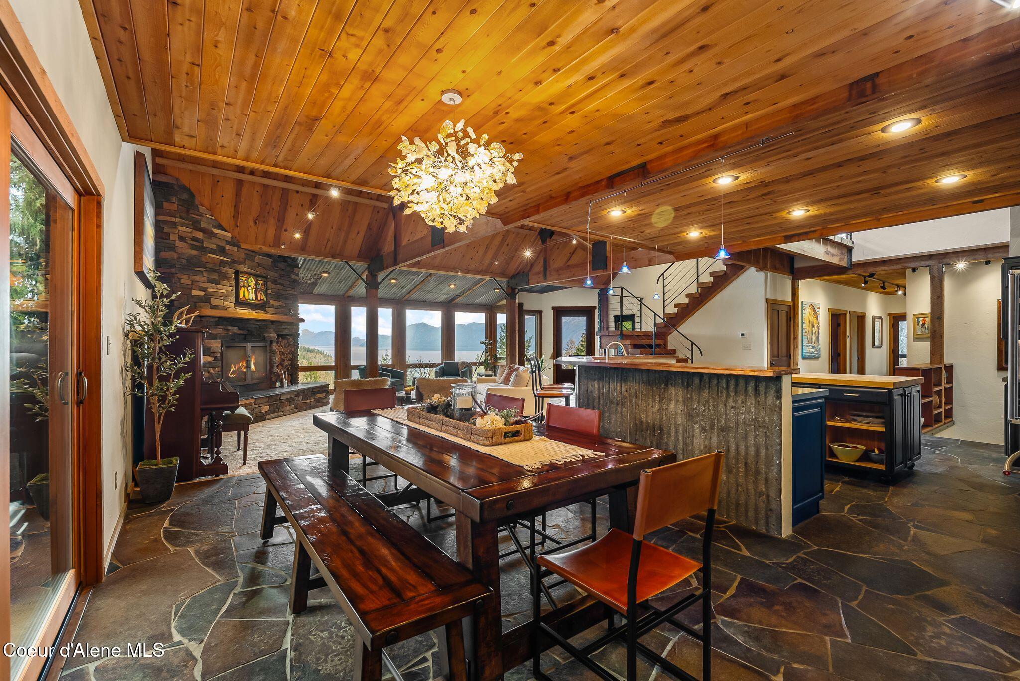 867 Midas Drive Sagle, ID 83860 - Photo 14 of 85 Dining Area