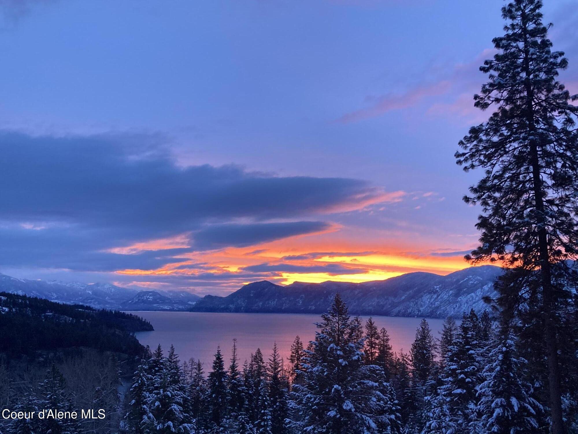 867 Midas Drive Sagle, ID 83860 - Photo 84 of 85 Lake Views