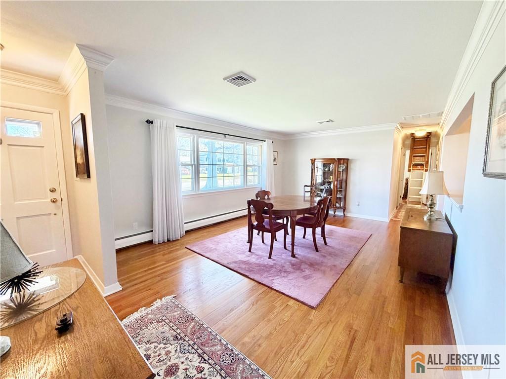 5 Holmes Road Cranbury, NJ 08512 - Photo 2 of 24 Gallery Image 2